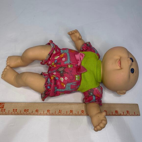 Cabbage Patch Kid Play Along Doll 2009 Blue Eyes - Picture 6 of 6